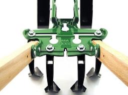 Double wheel push cultivator