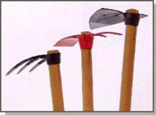 Garden hoeing and weeding tools