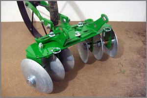 Hoss disc cultivator
